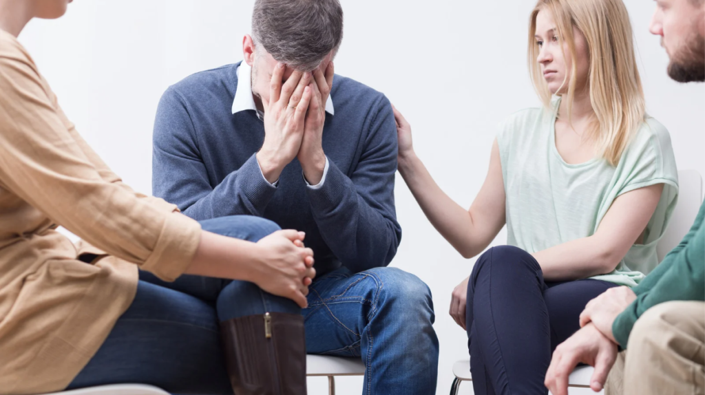 How to Help Someone Who’s Struggling
